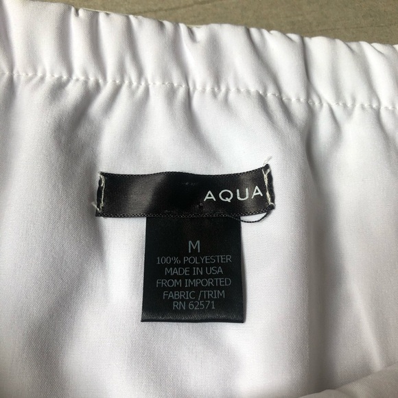 Aqua floral appliqué lace layered pencil skirt. Size M - Picture 4 of 4